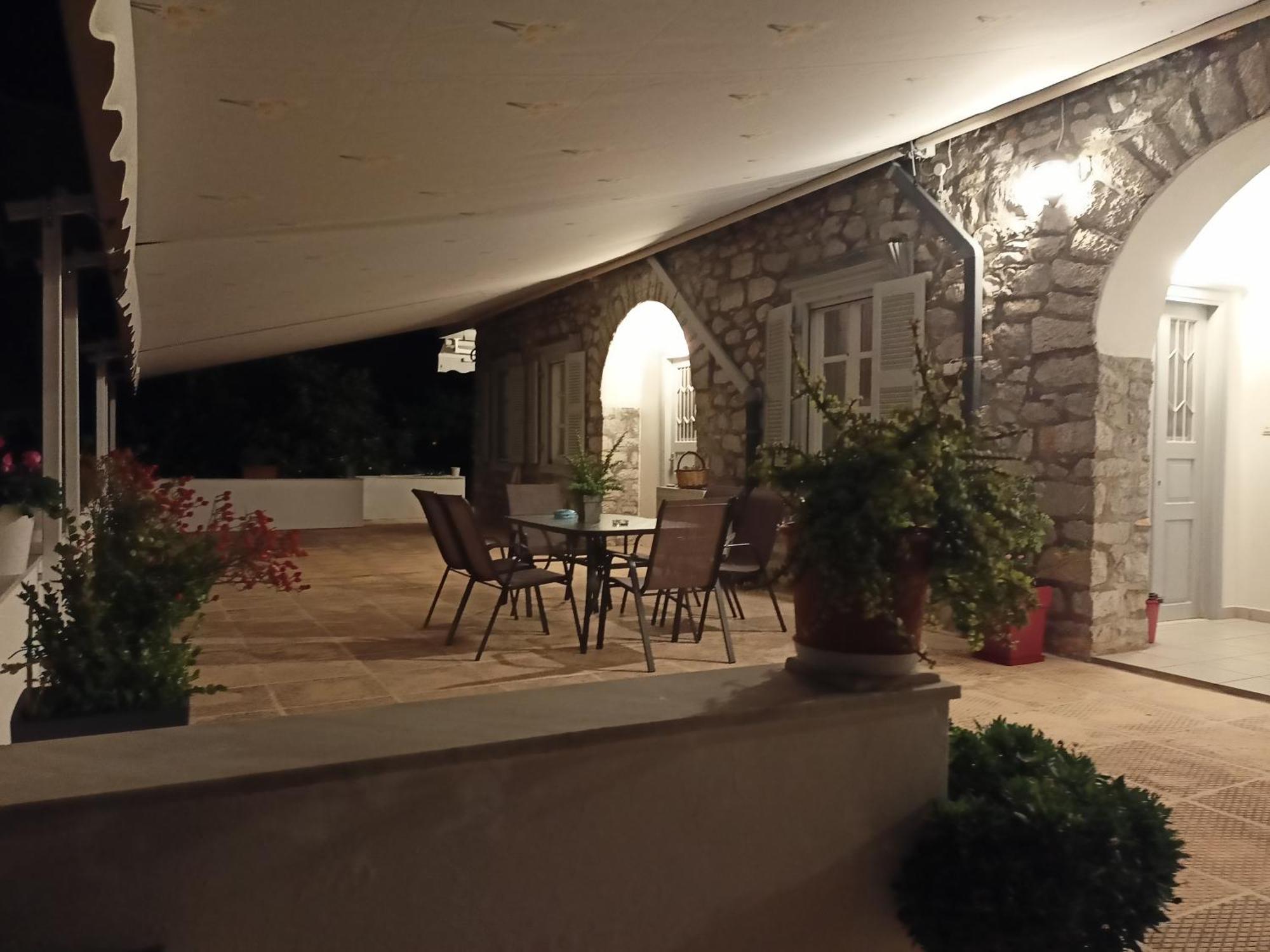 Smaragdas Paradise Hydra  Exterior photo